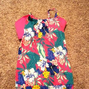 EUC Cacique Swim Top Size 20